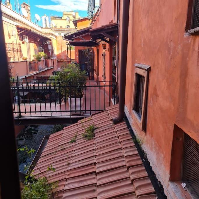 Julia Nel Cuore Di Trastevere Roma Eksteriør bilde